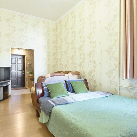 S12-58 Modern Aparthotel With Two 2Bedrooms In Central Kiev - Bessarabska Squere - Gulliver Mall - Olympic Stadium - Palace Of Sports - Saksahanskoho St, 12Б 외부 사진