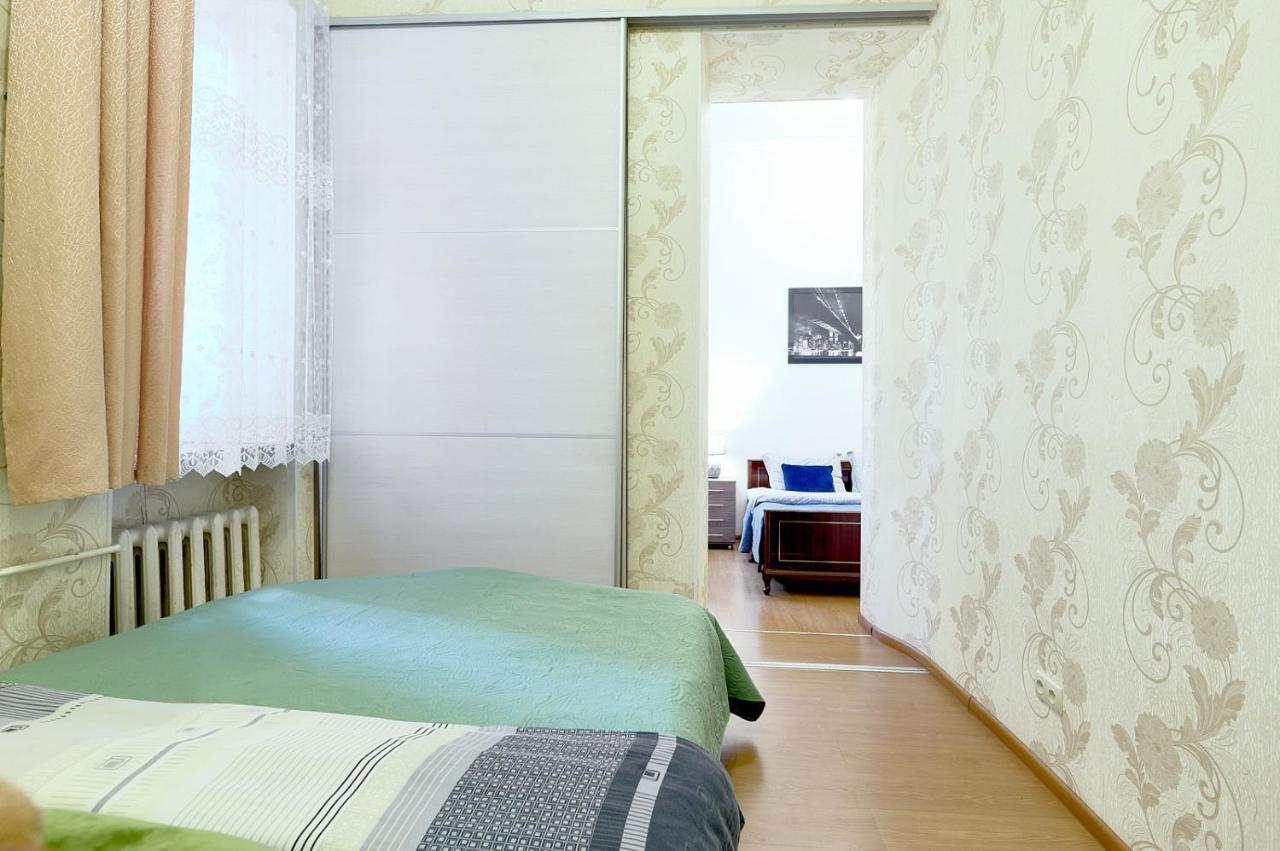 S12-58 Modern Aparthotel With Two 2Bedrooms In Central Kiev - Bessarabska Squere - Gulliver Mall - Olympic Stadium - Palace Of Sports - Saksahanskoho St, 12Б 외부 사진