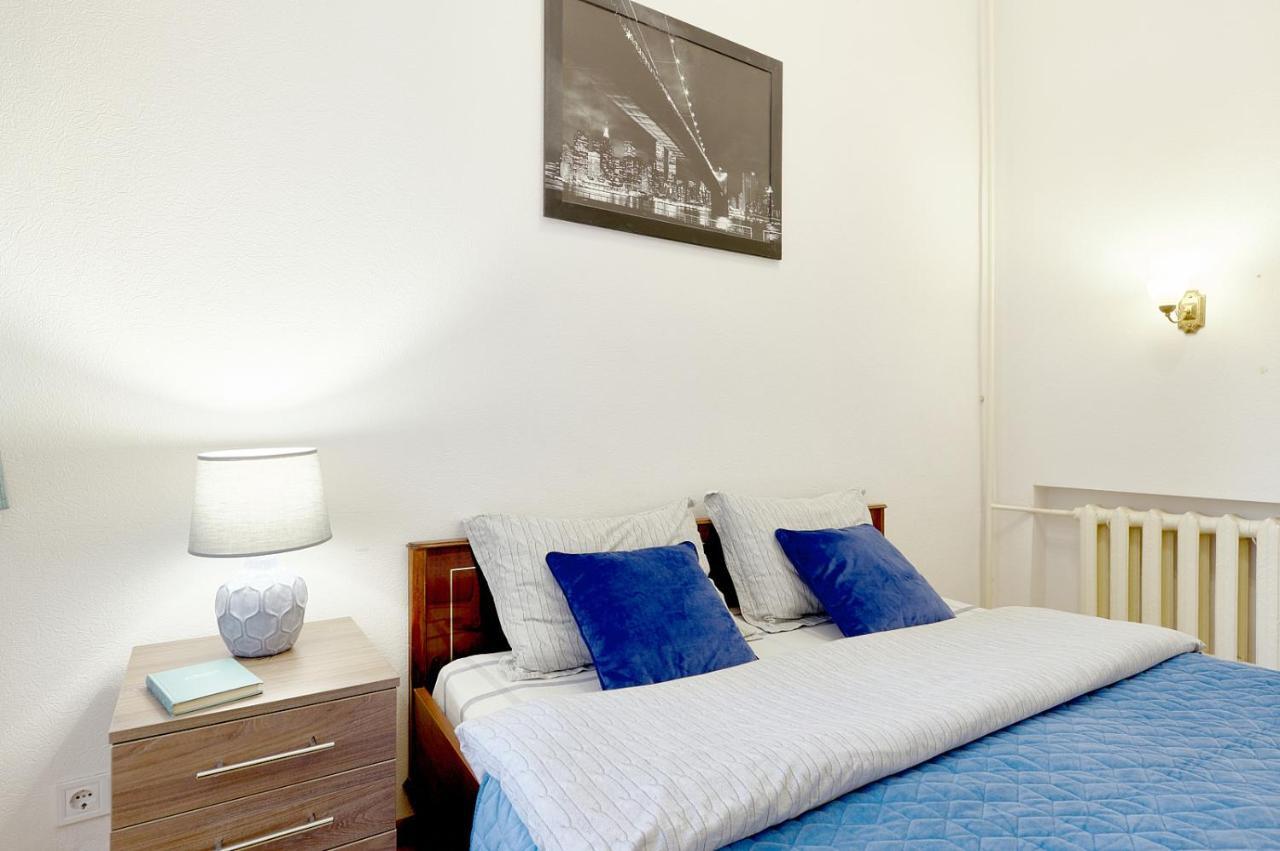 S12-58 Modern Aparthotel With Two 2Bedrooms In Central Kiev - Bessarabska Squere - Gulliver Mall - Olympic Stadium - Palace Of Sports - Saksahanskoho St, 12Б 외부 사진