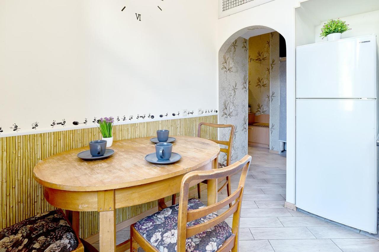 S12-58 Modern Aparthotel With Two 2Bedrooms In Central Kiev - Bessarabska Squere - Gulliver Mall - Olympic Stadium - Palace Of Sports - Saksahanskoho St, 12Б 외부 사진