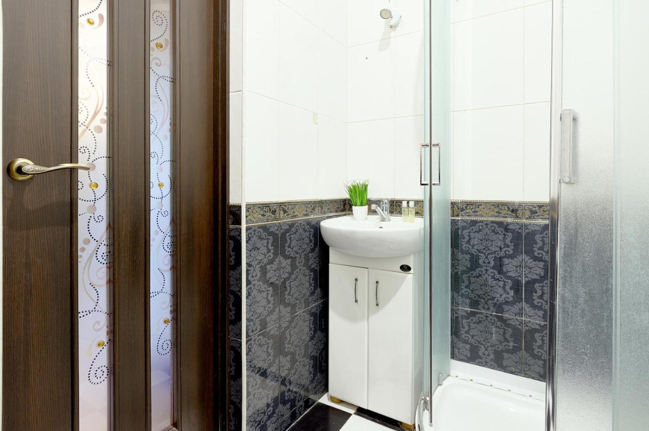 S12-58 Modern Aparthotel With Two 2Bedrooms In Central Kiev - Bessarabska Squere - Gulliver Mall - Olympic Stadium - Palace Of Sports - Saksahanskoho St, 12Б 외부 사진