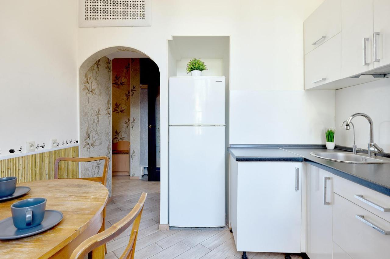 S12-58 Modern Aparthotel With Two 2Bedrooms In Central Kiev - Bessarabska Squere - Gulliver Mall - Olympic Stadium - Palace Of Sports - Saksahanskoho St, 12Б 외부 사진